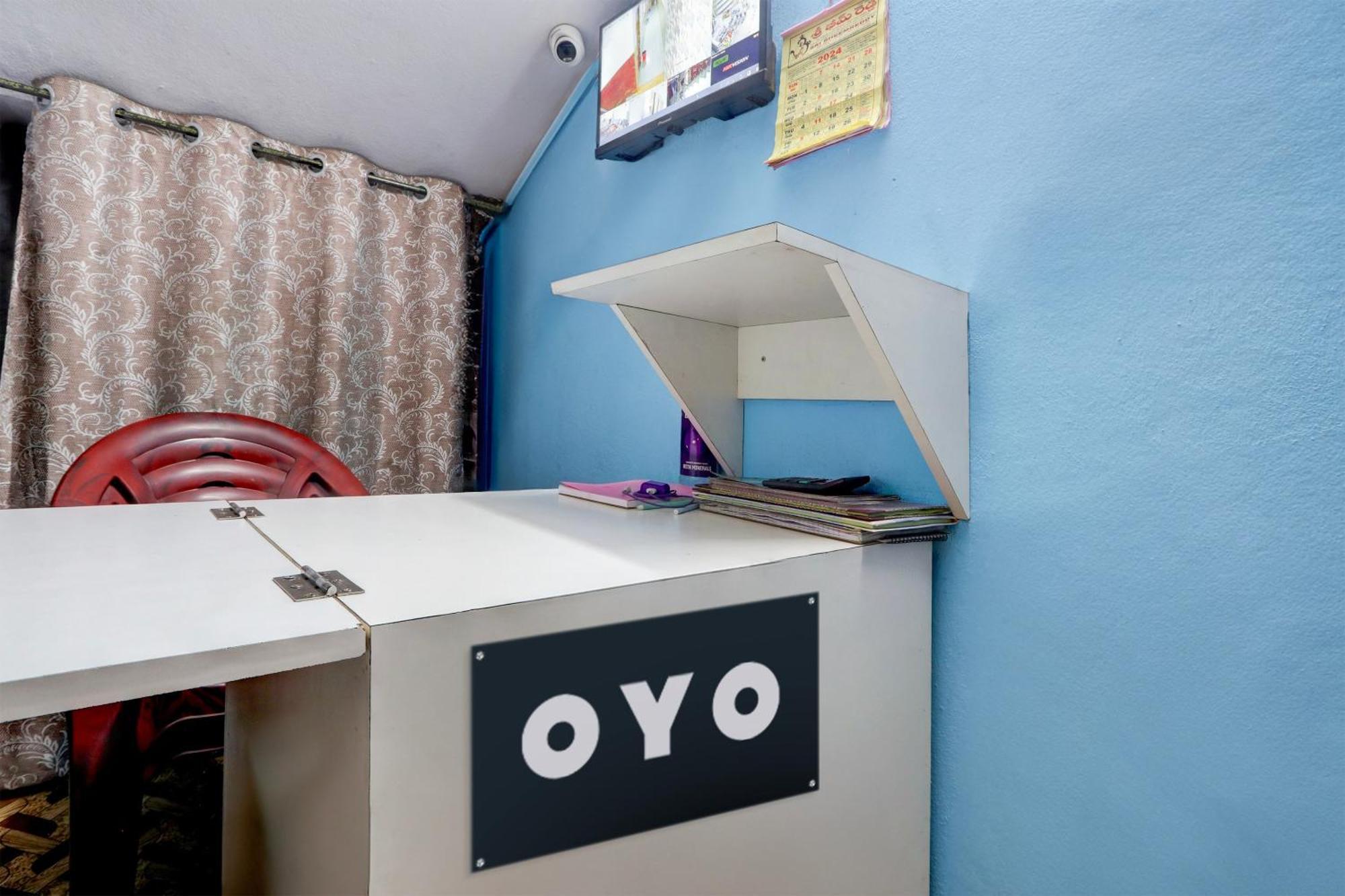 Spot On Hotel Aaraadhya Residency Hyderabad Esterno foto